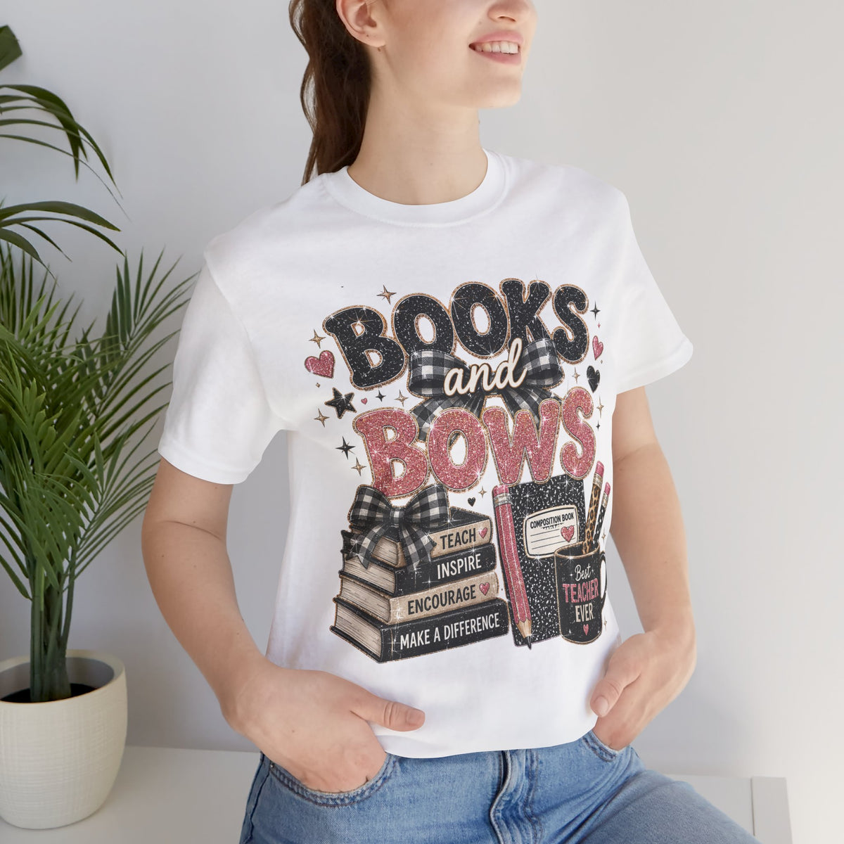 Books and Bows reading teacher t-shirt – color variant 7